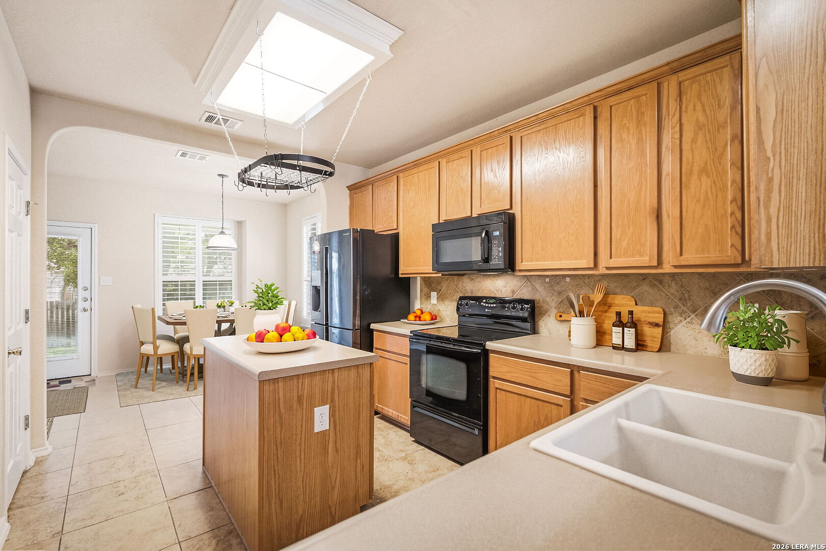 544 Foxford Run Schertz TX 78108