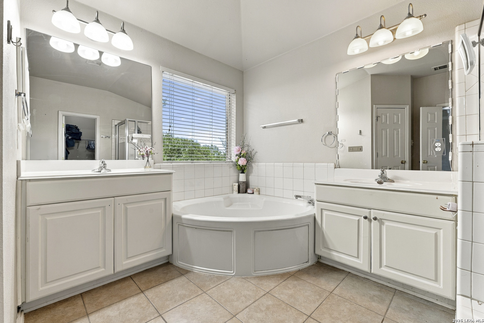 402 Aster Trail San Antonio TX 78256