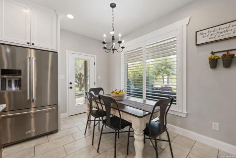 120 Magnolia La Vernia TX 78121