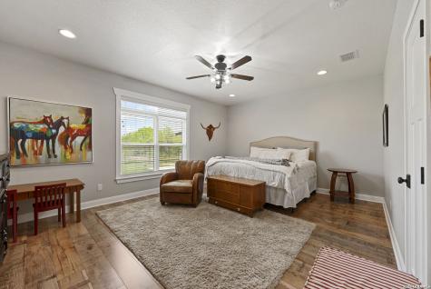 120 Magnolia La Vernia TX 78121