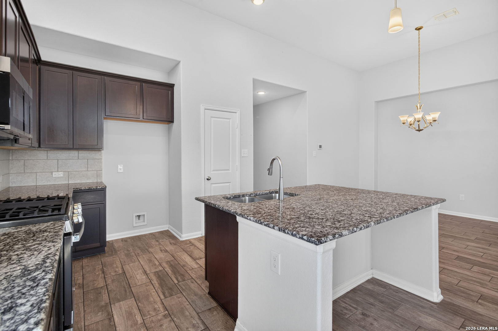 7012 Oldham Schertz TX 78108