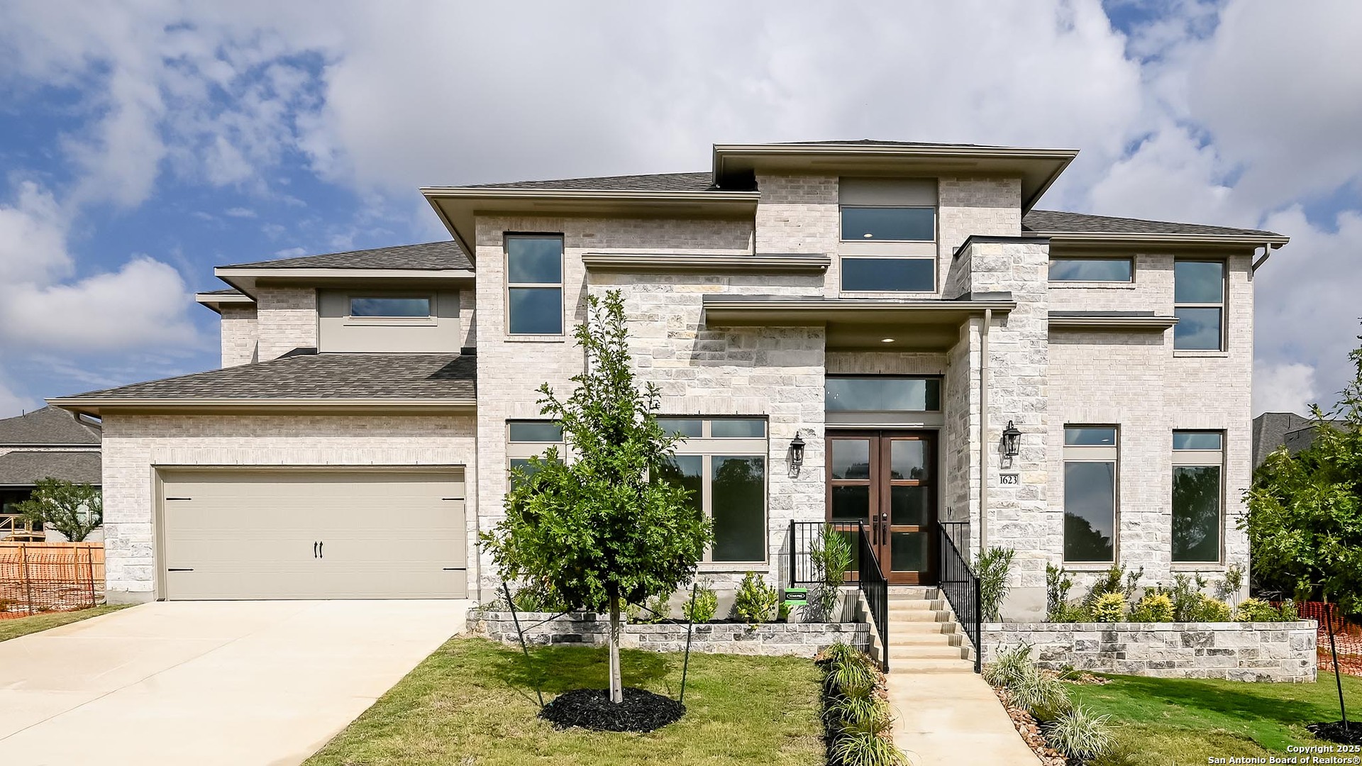 1623 Yardzen Lane San Antonio TX 78260