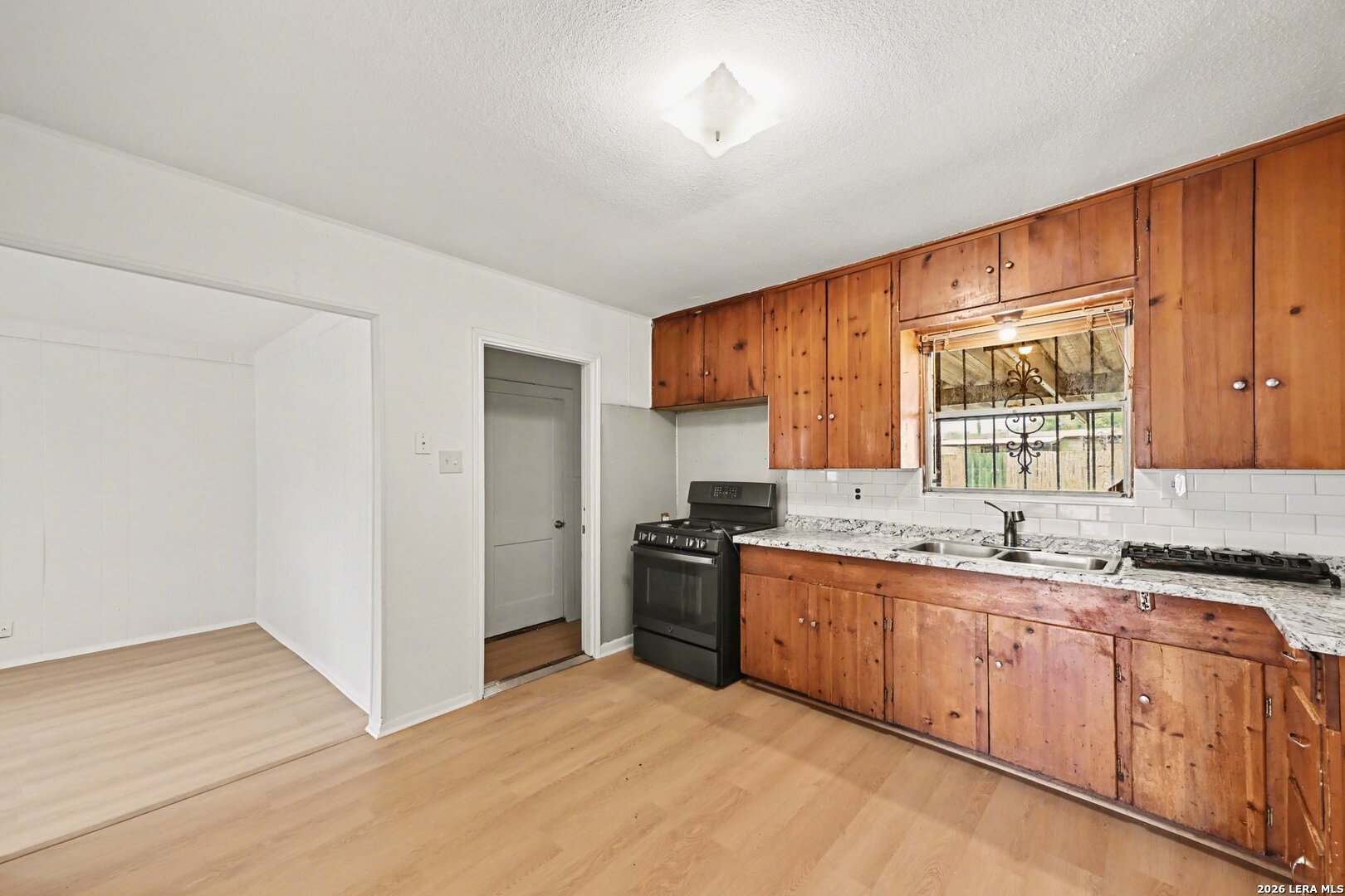 287 Harcourt San Antonio TX 78223