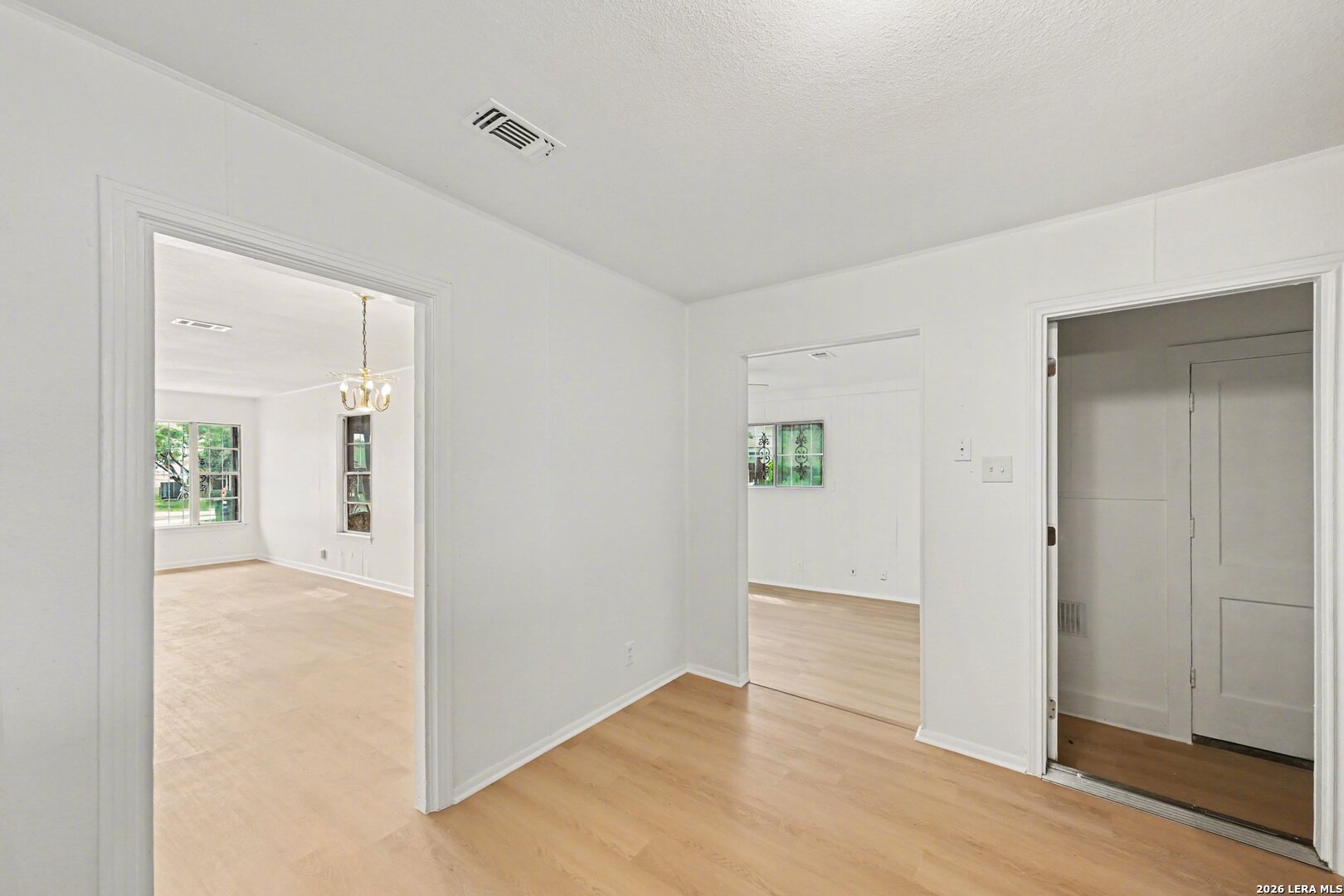287 Harcourt San Antonio TX 78223
