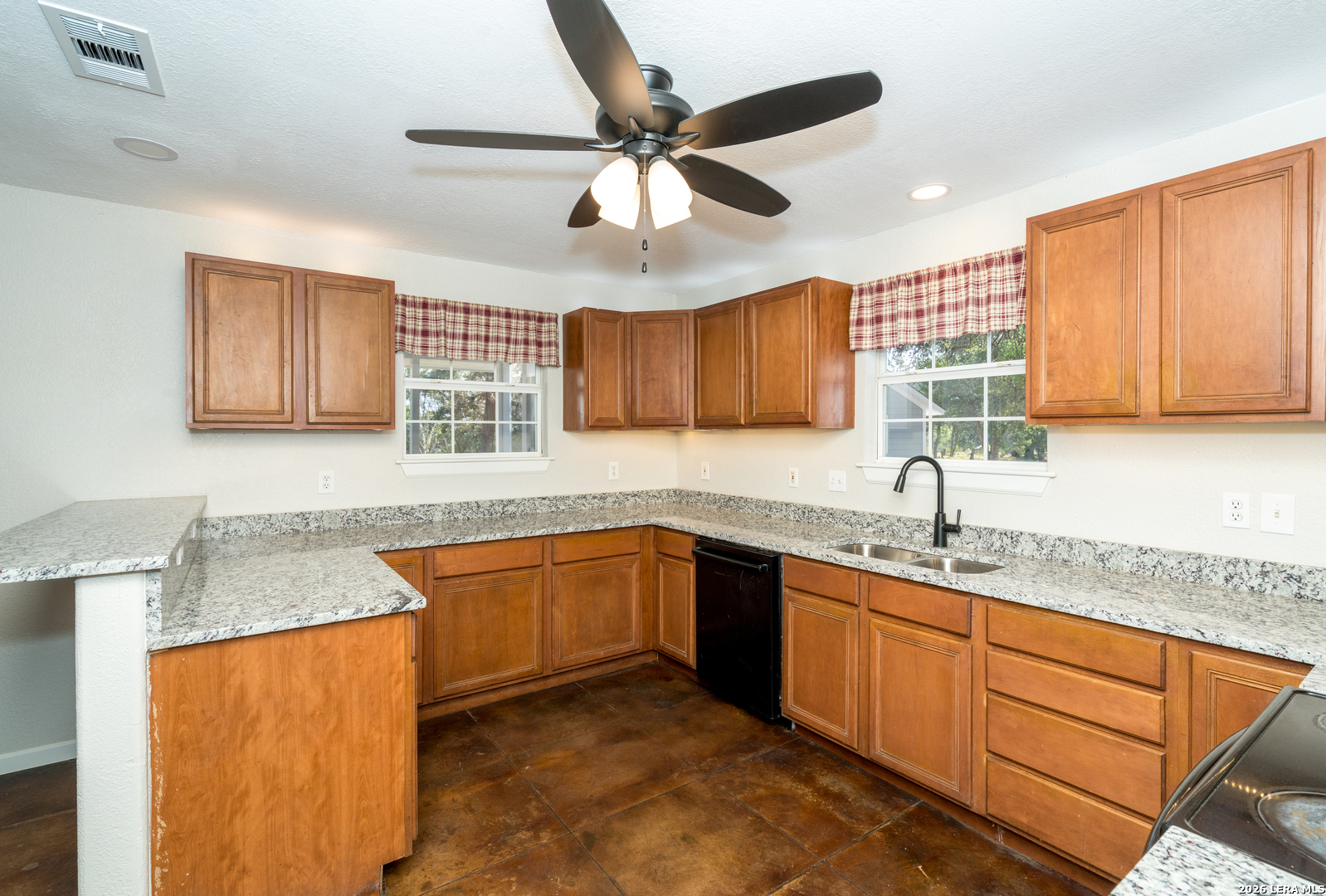 1541 Zane Grey Spring Branch TX 78070