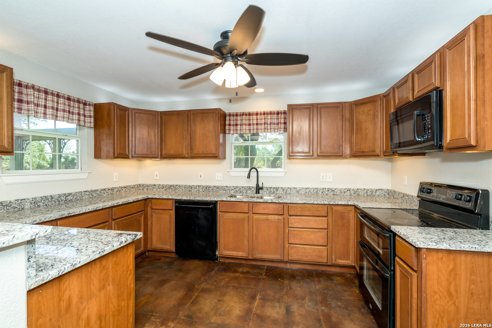 1541 Zane Grey Spring Branch TX 78070