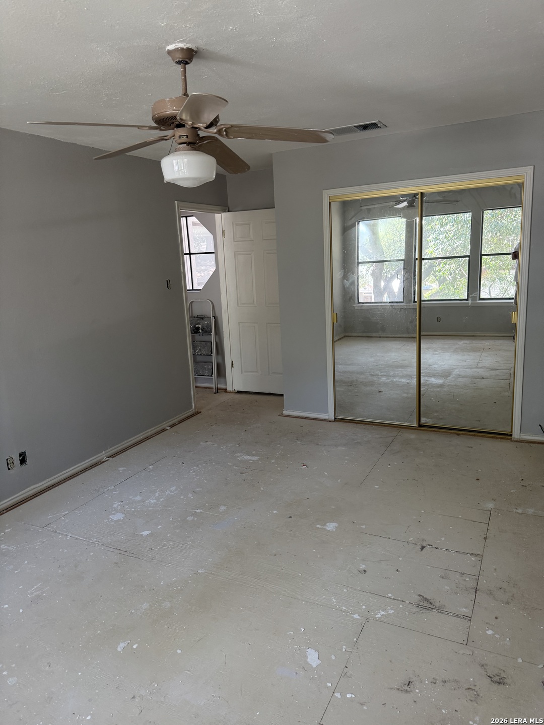 24 Donore San Antonio TX 78229