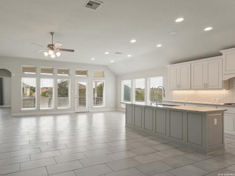 1154 Thicket Lane New Braunfels TX 78132