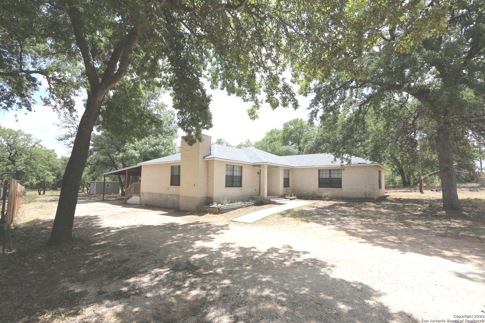 12 Post Oak Road La Vernia TX 78121