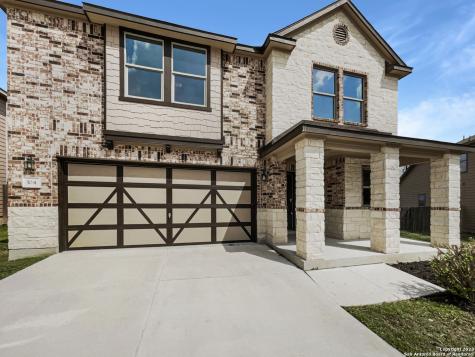 104 Gatewood Cliff Cibolo TX 78108