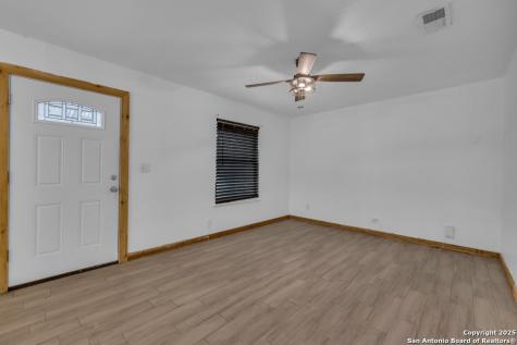 4818 Castle Guard San Antonio TX 78218