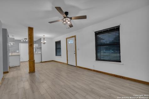 4818 Castle Guard San Antonio TX 78218