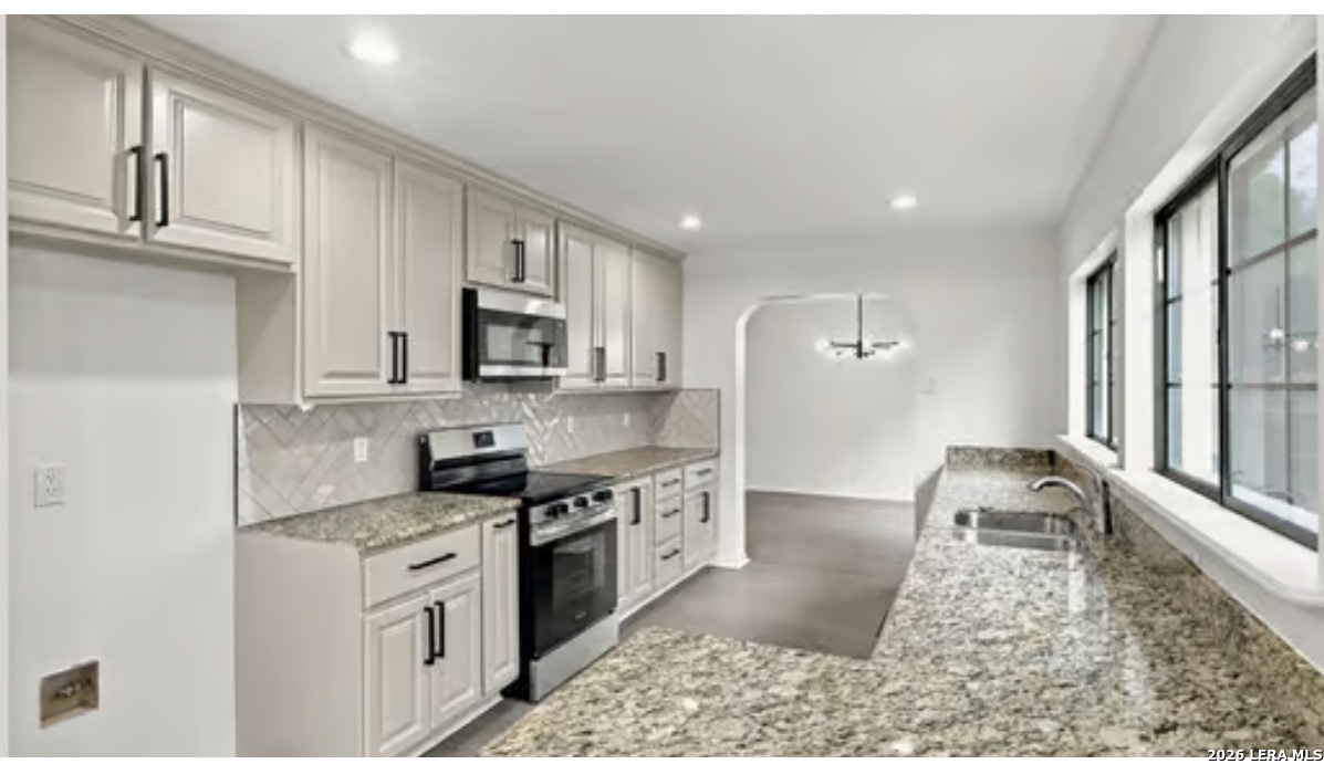 9306 Caen San Antonio TX 78250