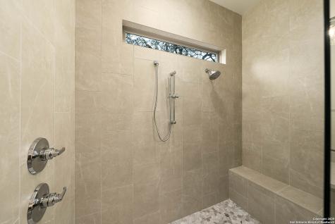 24351 Tres Arroyos San Antonio TX 78255