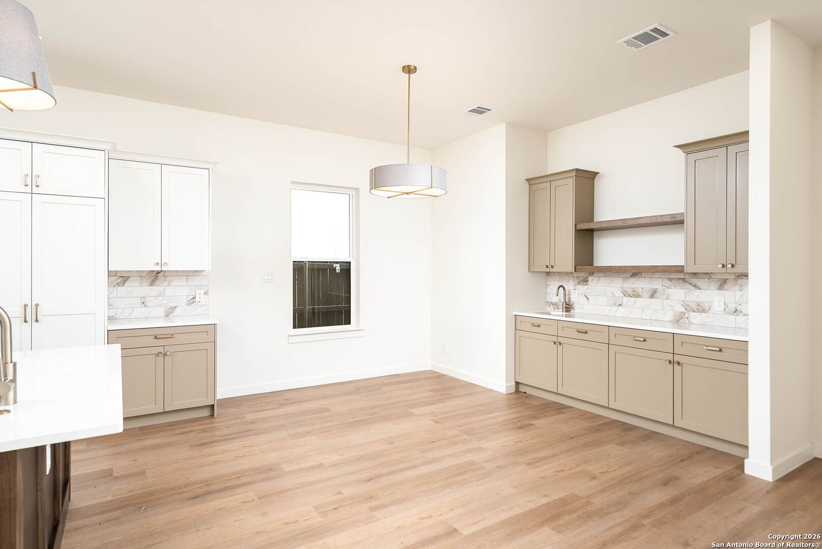 1947 W French Place San Antonio TX 78201