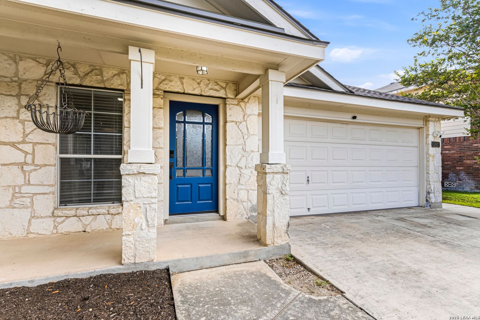 10807 Arabian Gate San Antonio TX 78254