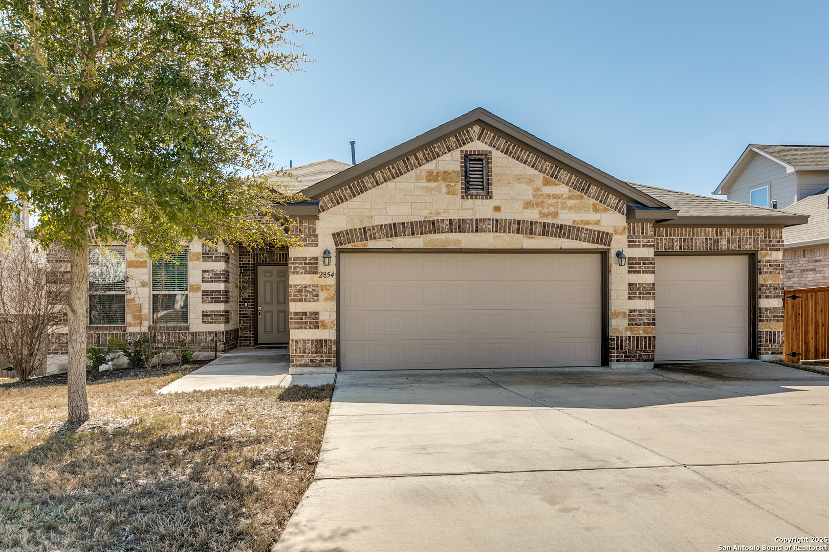 2854 Tortuga Verde San Antonio TX 78245