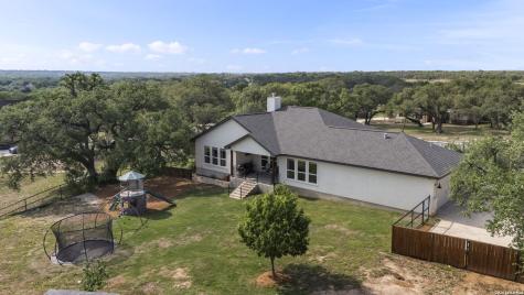 1422 Ledgebrook Spring Branch TX 78070