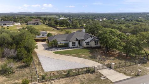 1422 Ledgebrook Spring Branch TX 78070