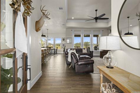 1422 Ledgebrook Spring Branch TX 78070