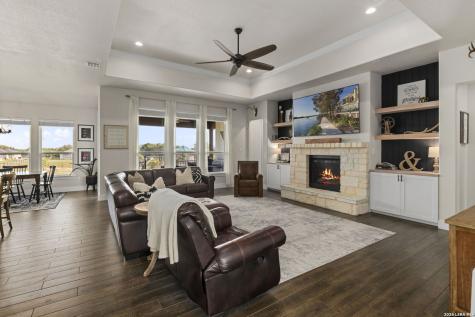 1422 Ledgebrook Spring Branch TX 78070