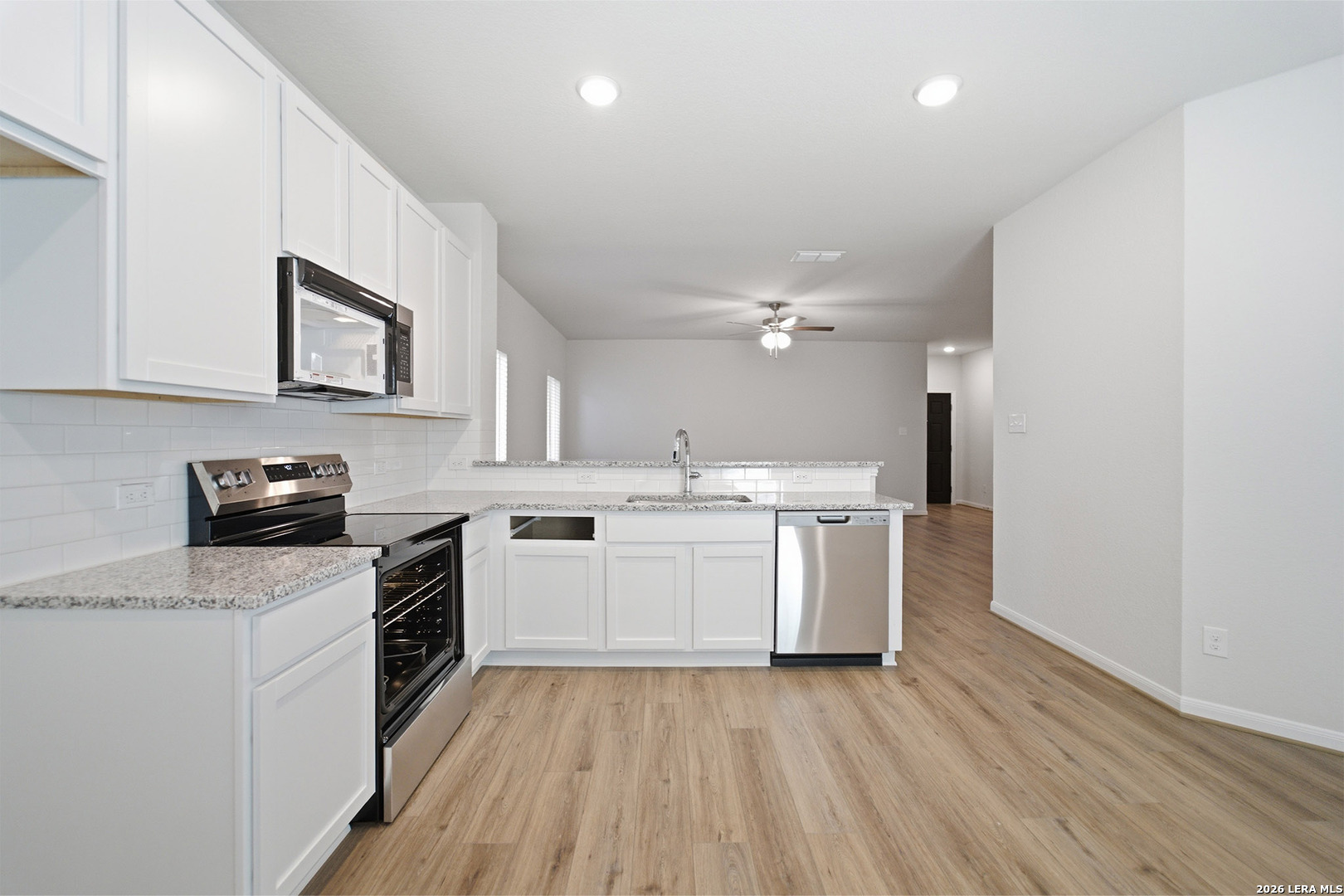 8930 Chili Bowl Street Converse TX 78109