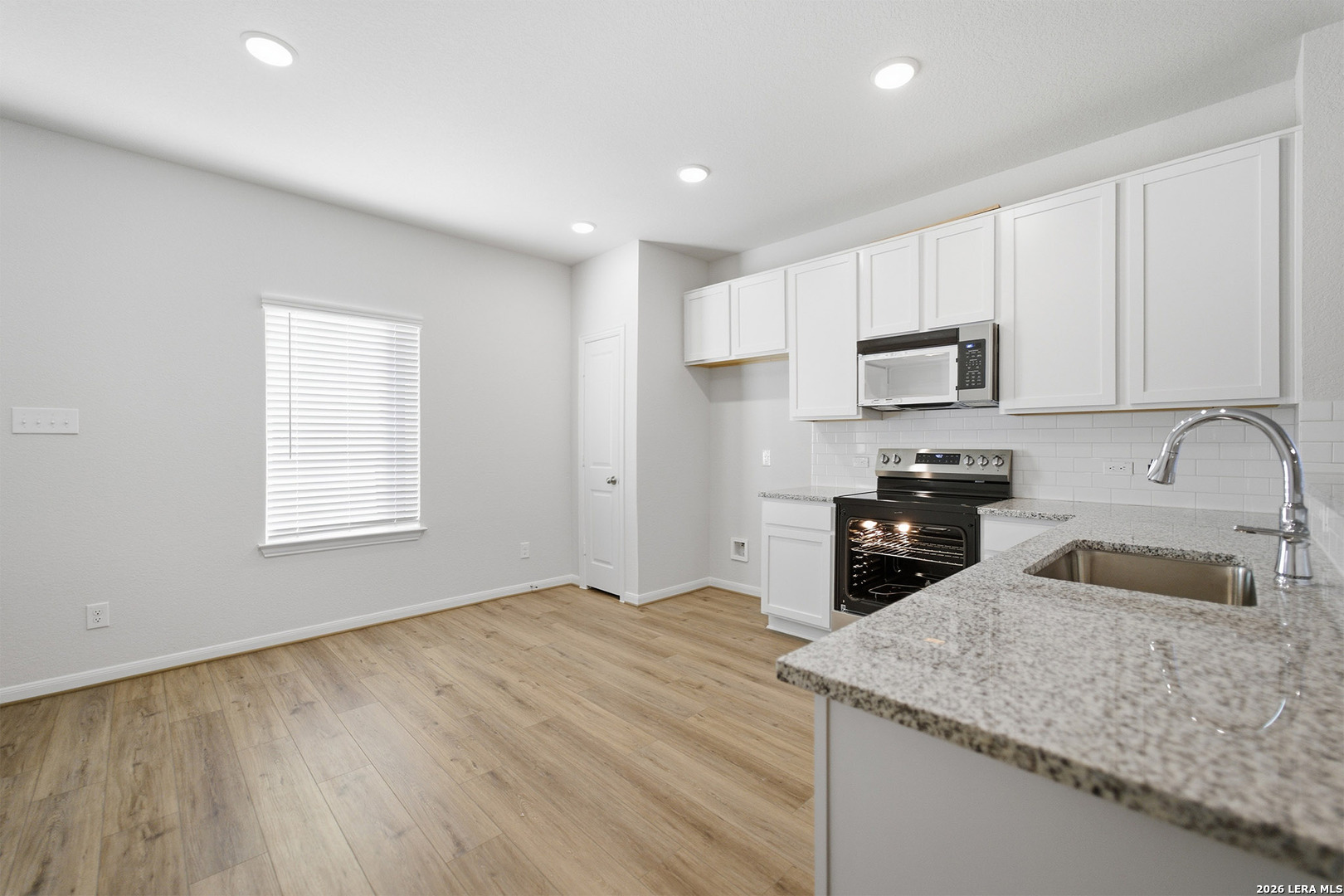 8930 Chili Bowl Street Converse TX 78109