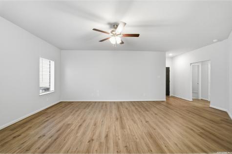 8930 Chili Bowl Street Converse TX 78109