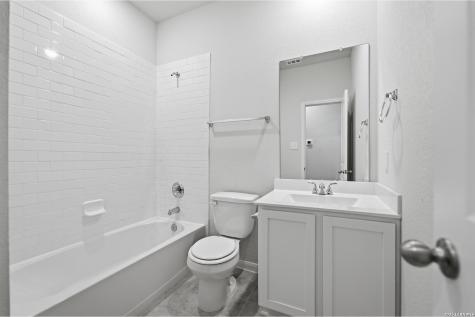 8930 Chili Bowl Street Converse TX 78109