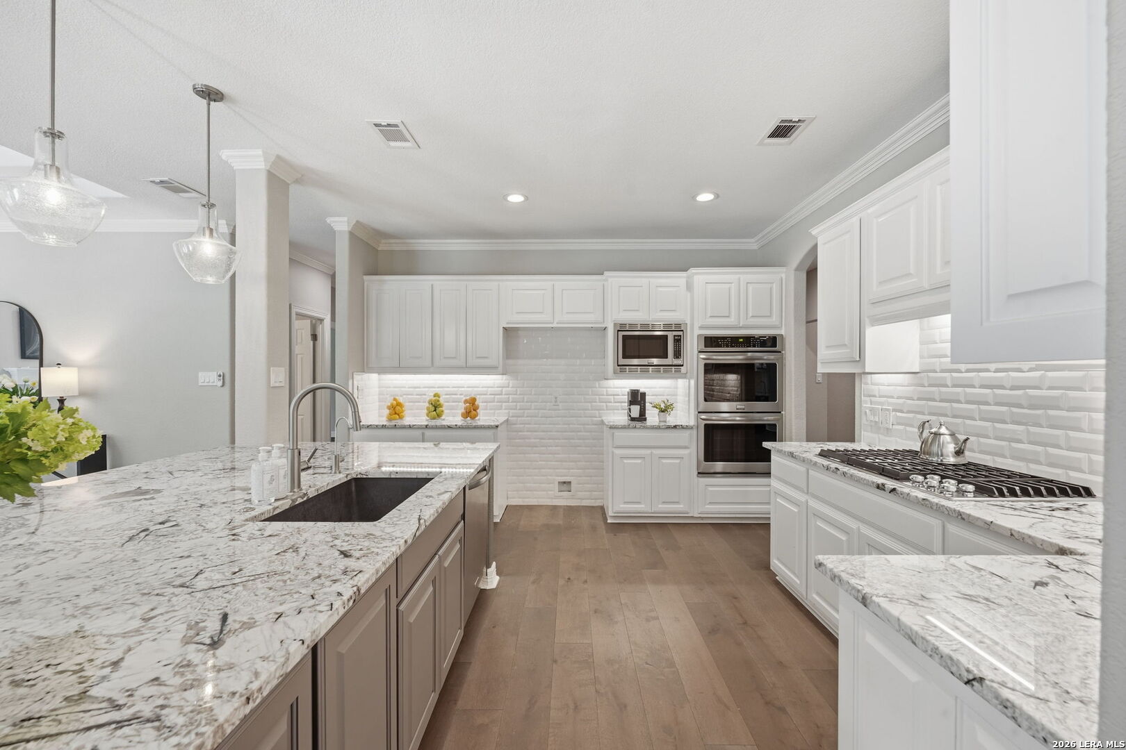 2810 Falling Brook San Antonio TX 78258
