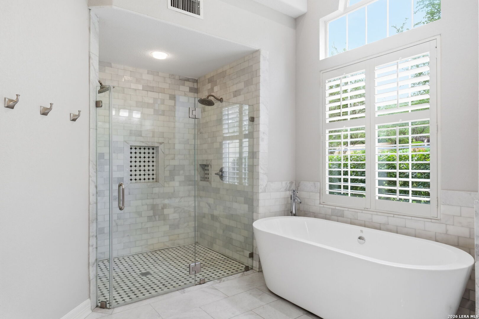 2810 Falling Brook San Antonio TX 78258