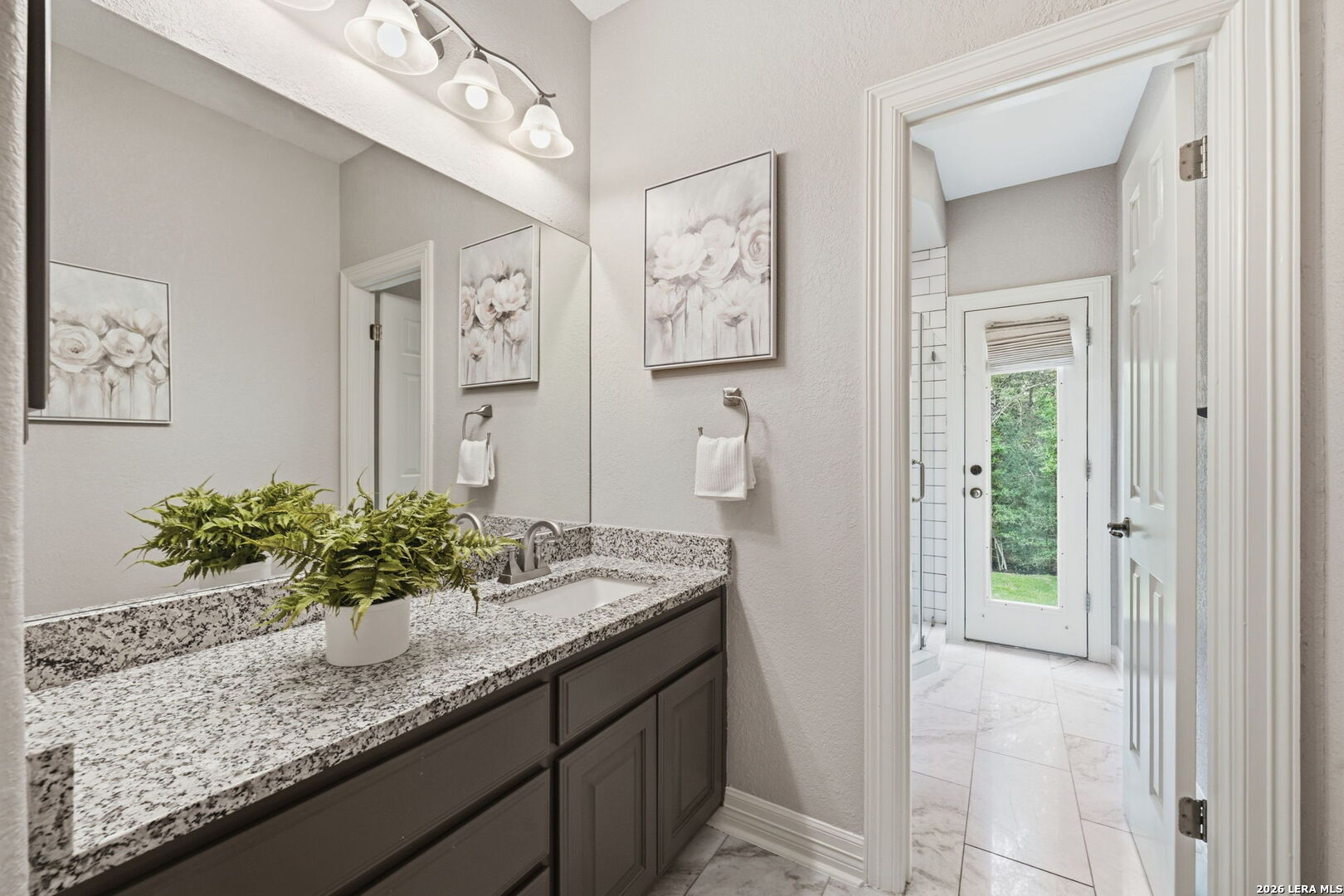 2810 Falling Brook San Antonio TX 78258