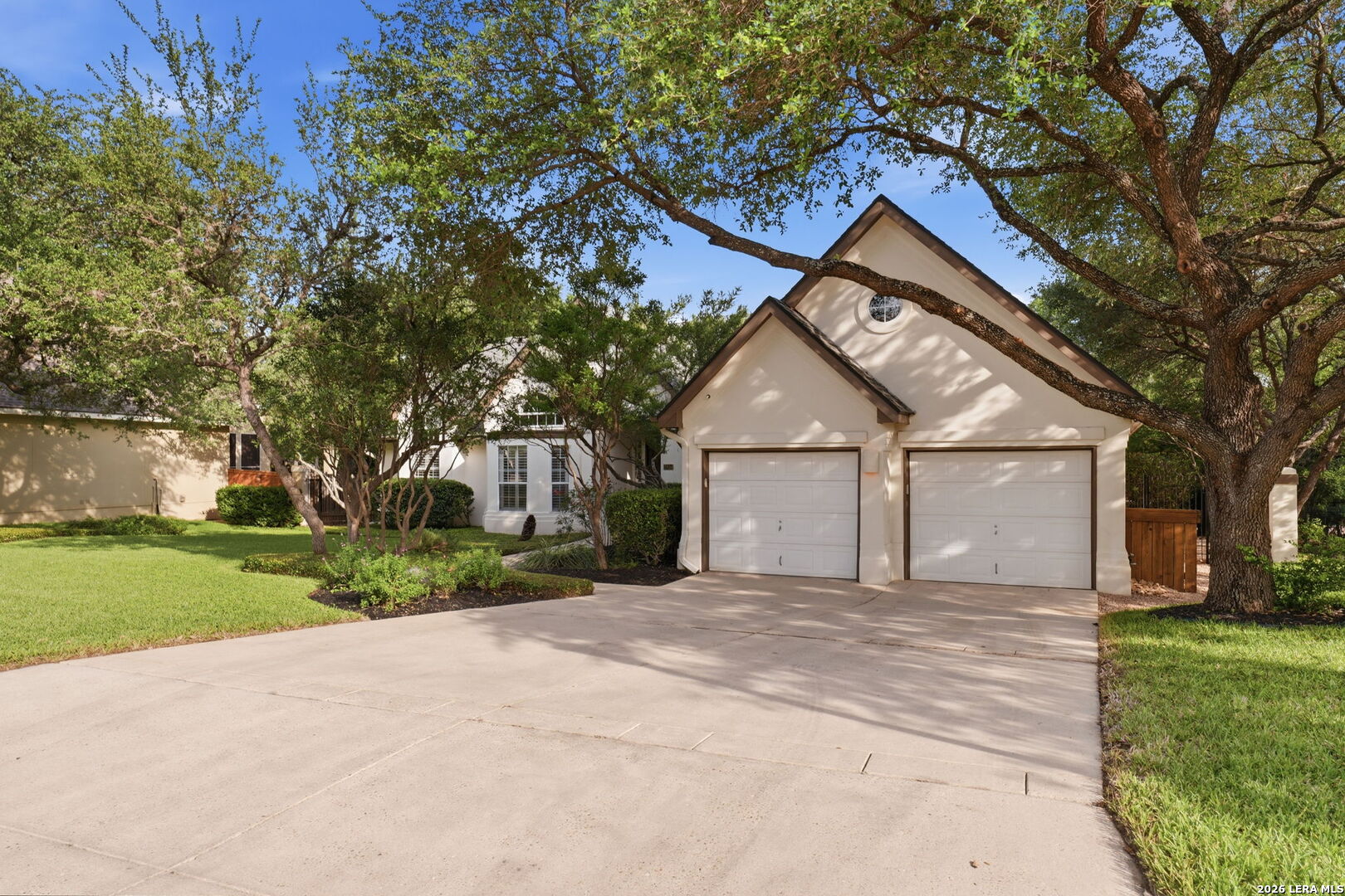 2810 Falling Brook San Antonio TX 78258