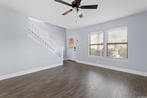 12811 Huntsman Lake Drive San Antonio TX 78249