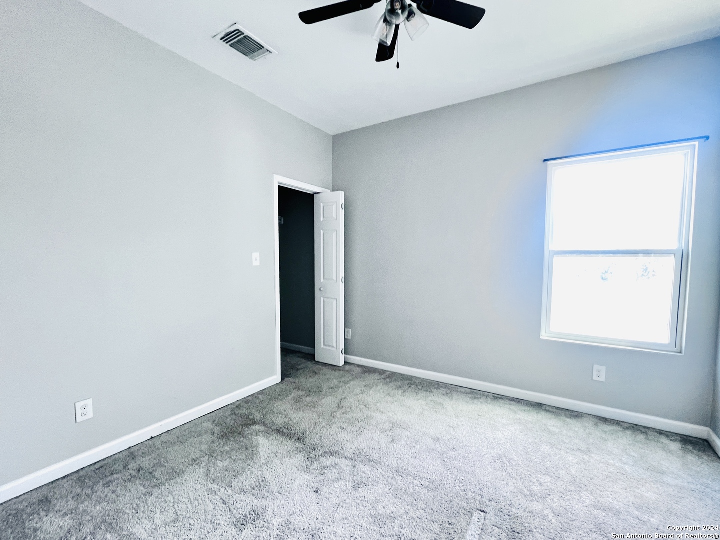 335 S San Eduardo San Antonio TX 78237