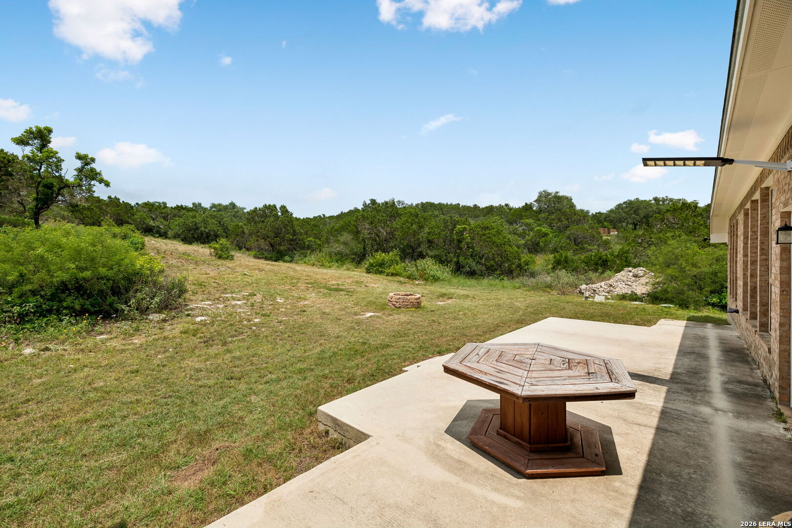 1544 County Road 2801 E Mico TX 78056