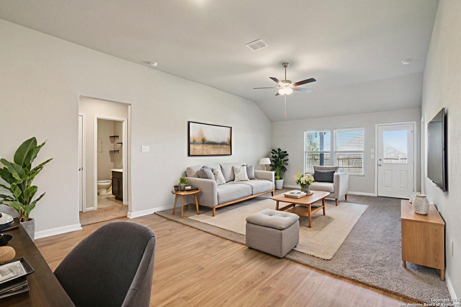 7019 Vista Loop San Antonio TX 78233