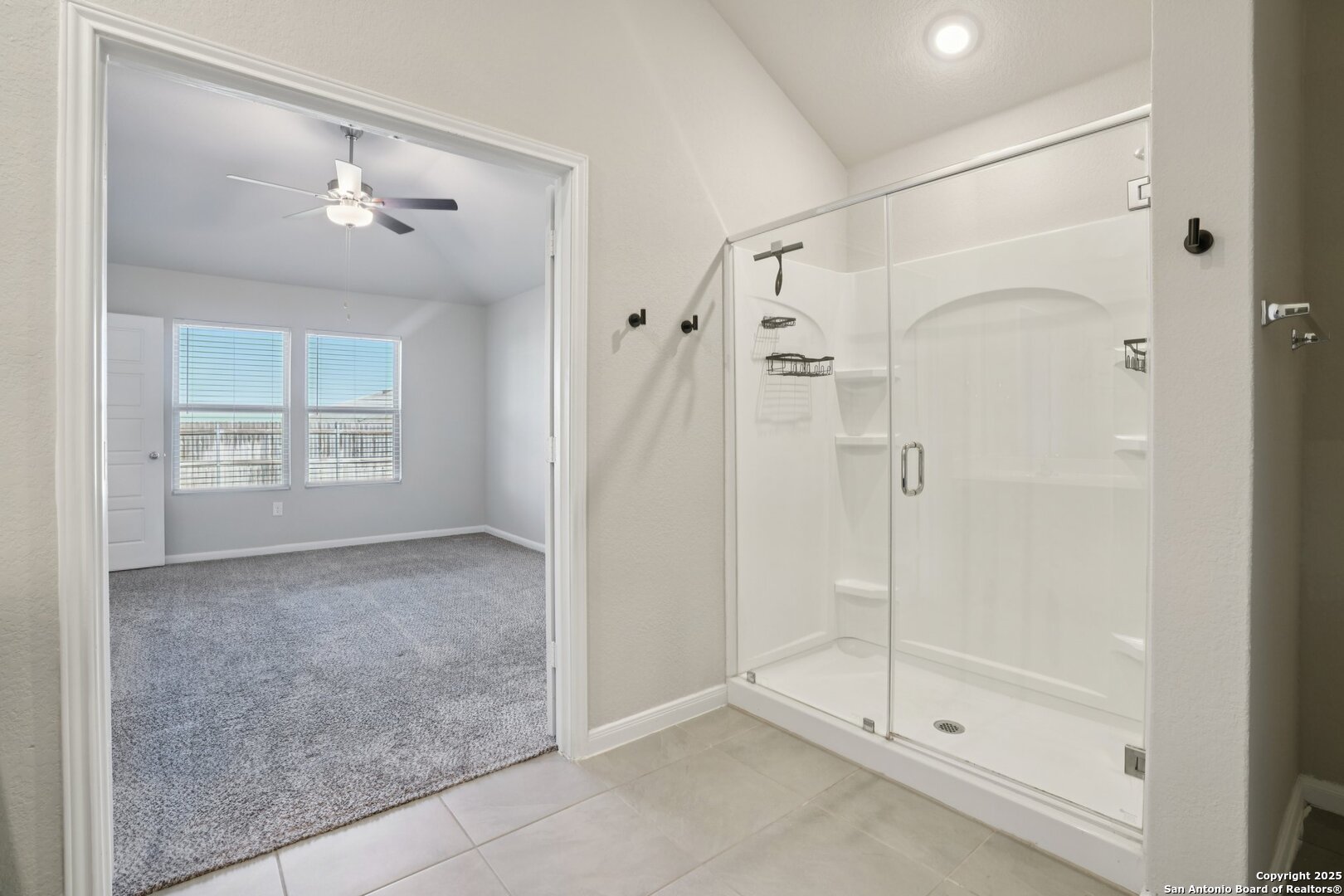 7019 Vista Loop San Antonio TX 78233