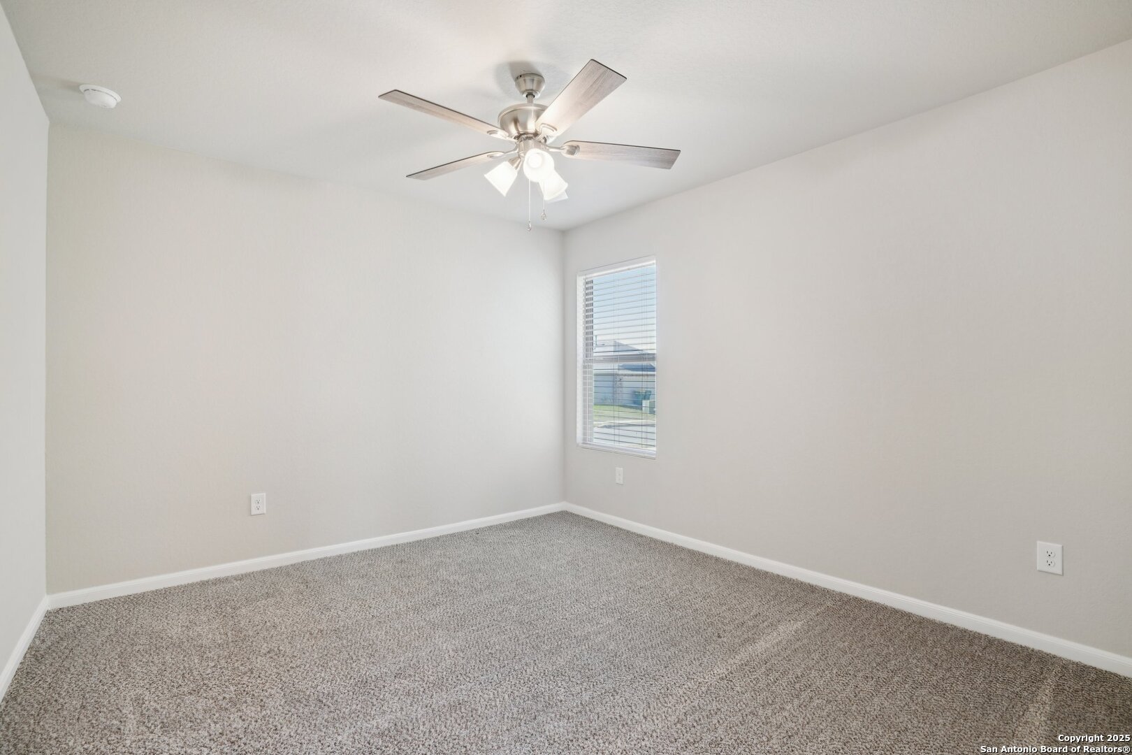 7019 Vista Loop San Antonio TX 78233