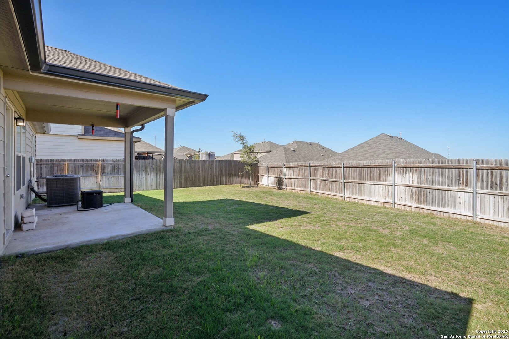 7019 Vista Loop San Antonio TX 78233