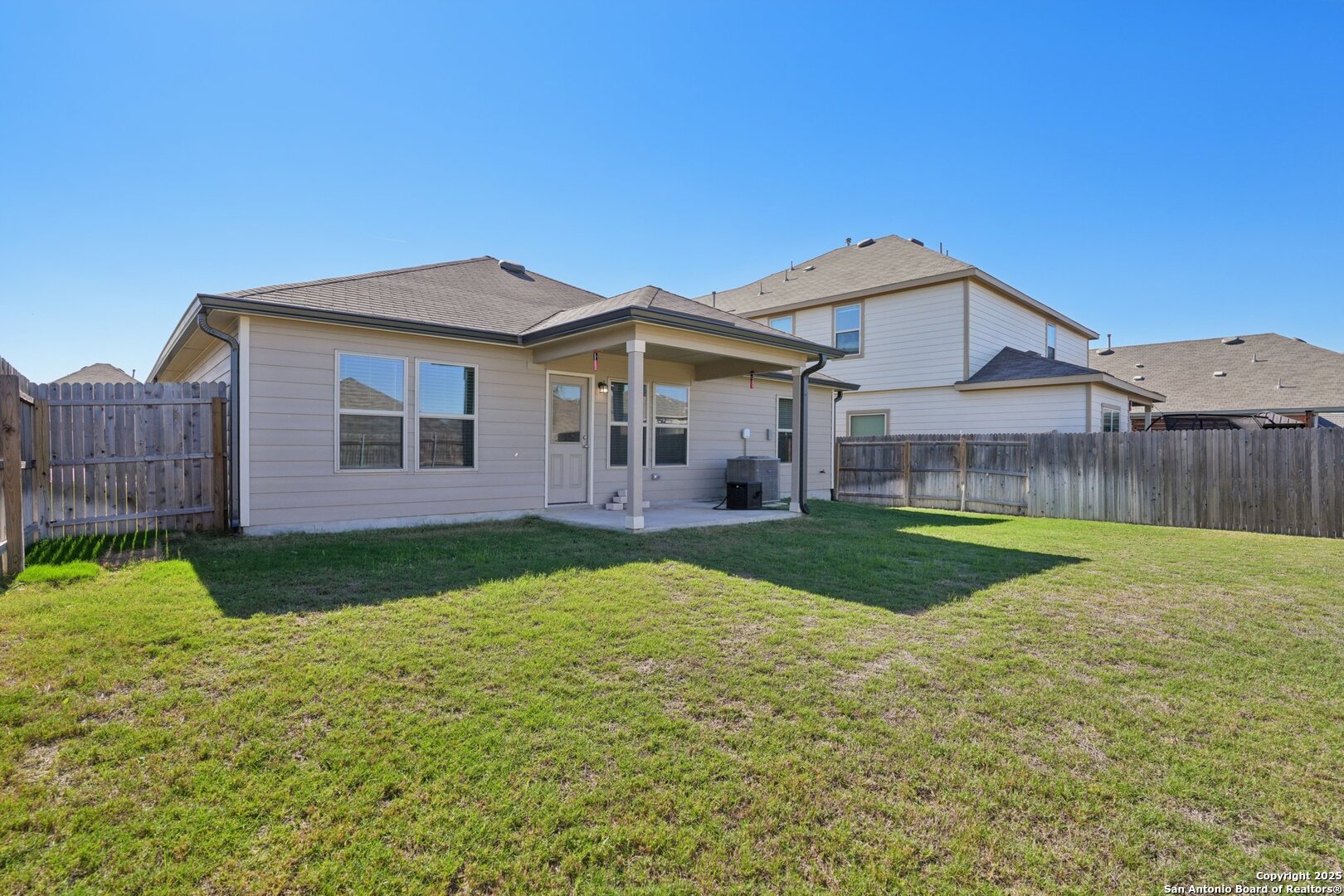 7019 Vista Loop San Antonio TX 78233