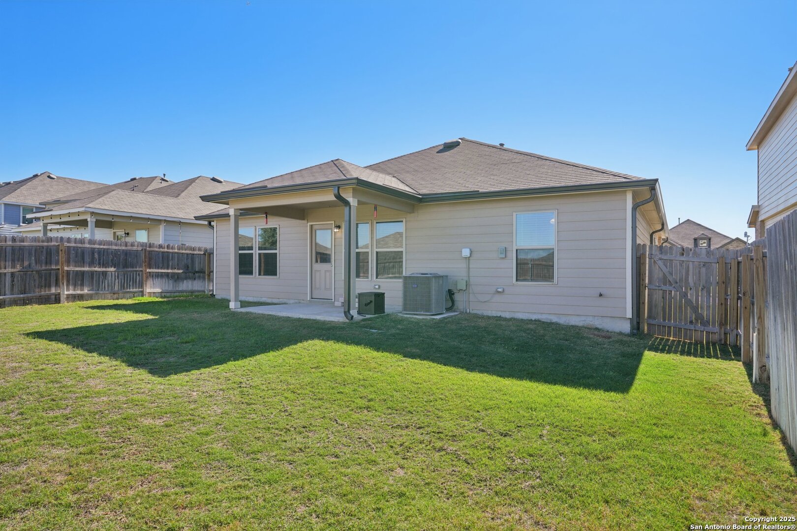 7019 Vista Loop San Antonio TX 78233