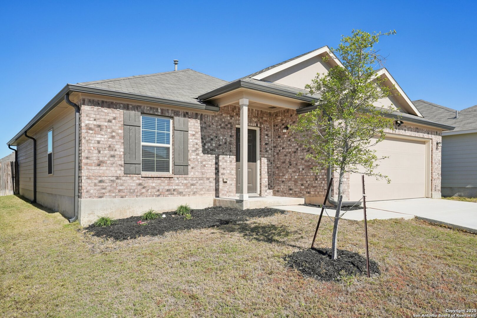 7019 Vista Loop San Antonio TX 78233