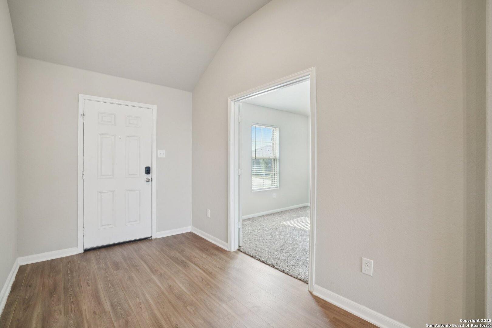 7019 Vista Loop San Antonio TX 78233