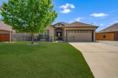15820 Chippewa Selma TX 78154