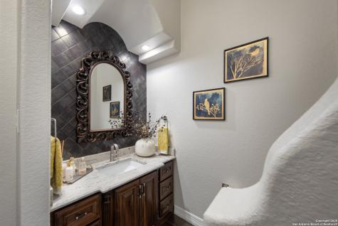 11118 Anaqua Springs Boerne TX 78006