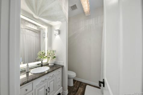 11118 Anaqua Springs Boerne TX 78006