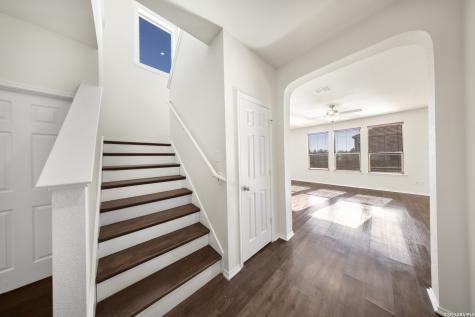 1402 Bluejay Court San Antonio TX 78245