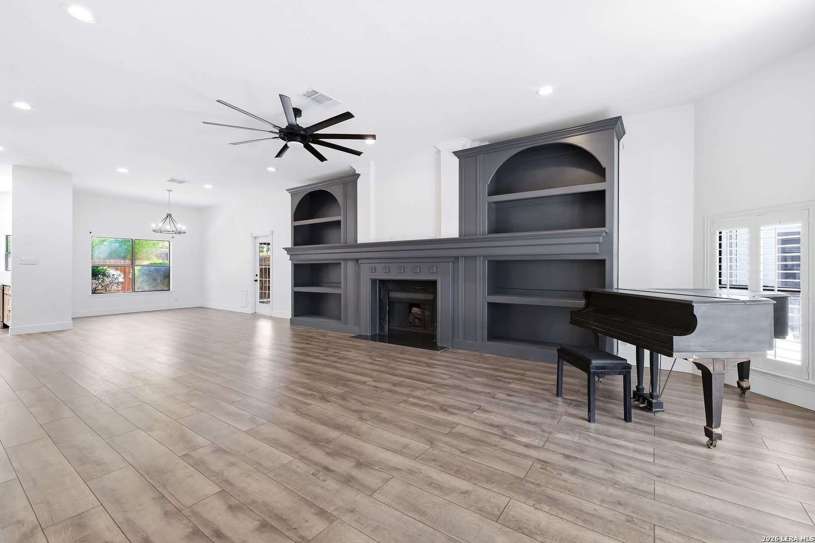 15323 Clear Grove San Antonio TX 78247