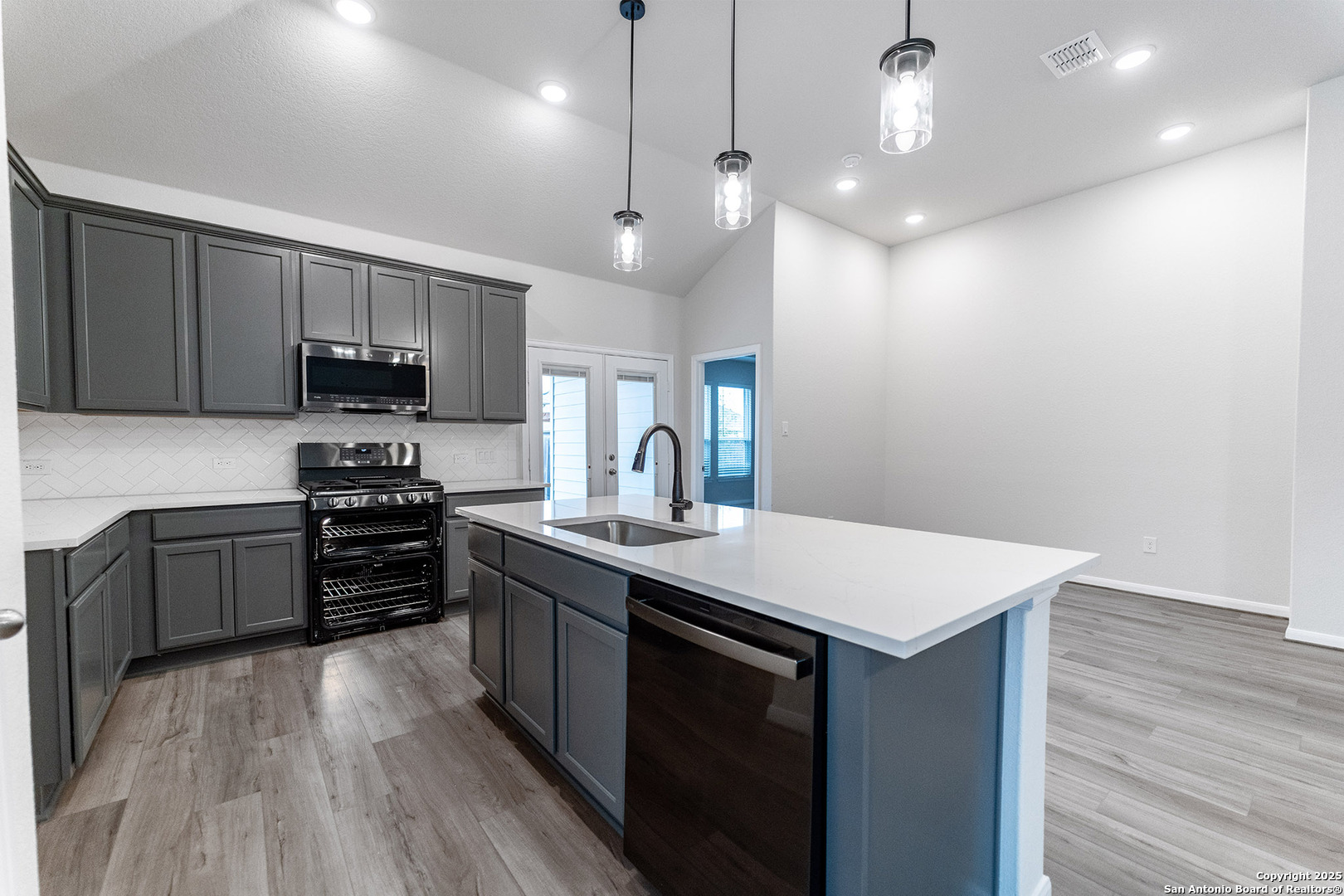 6305 Black Butte Schertz TX 78154